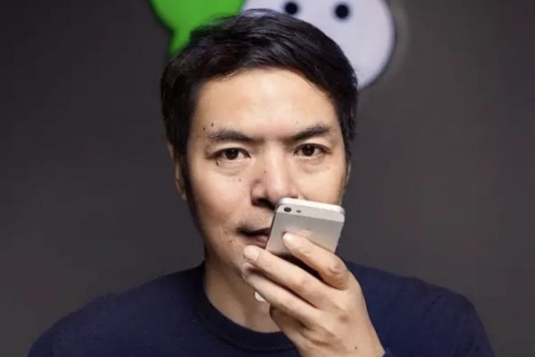 移动社交进化史上：微信登基陌陌出世