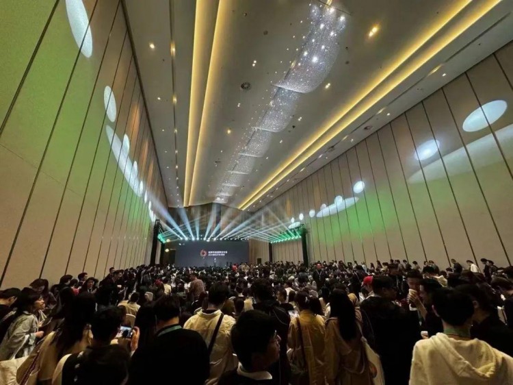 微信里的最大风口来了!普通人如何进入